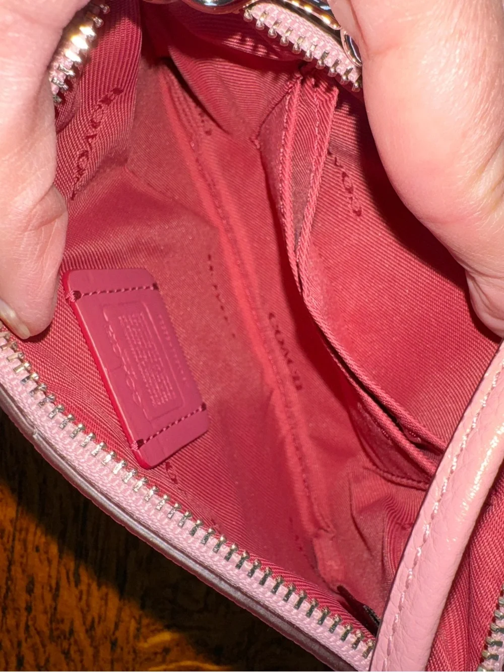 NWOT Coach Pink Peopled Leather Western Rivets Wristlet - Picture 4 of 6